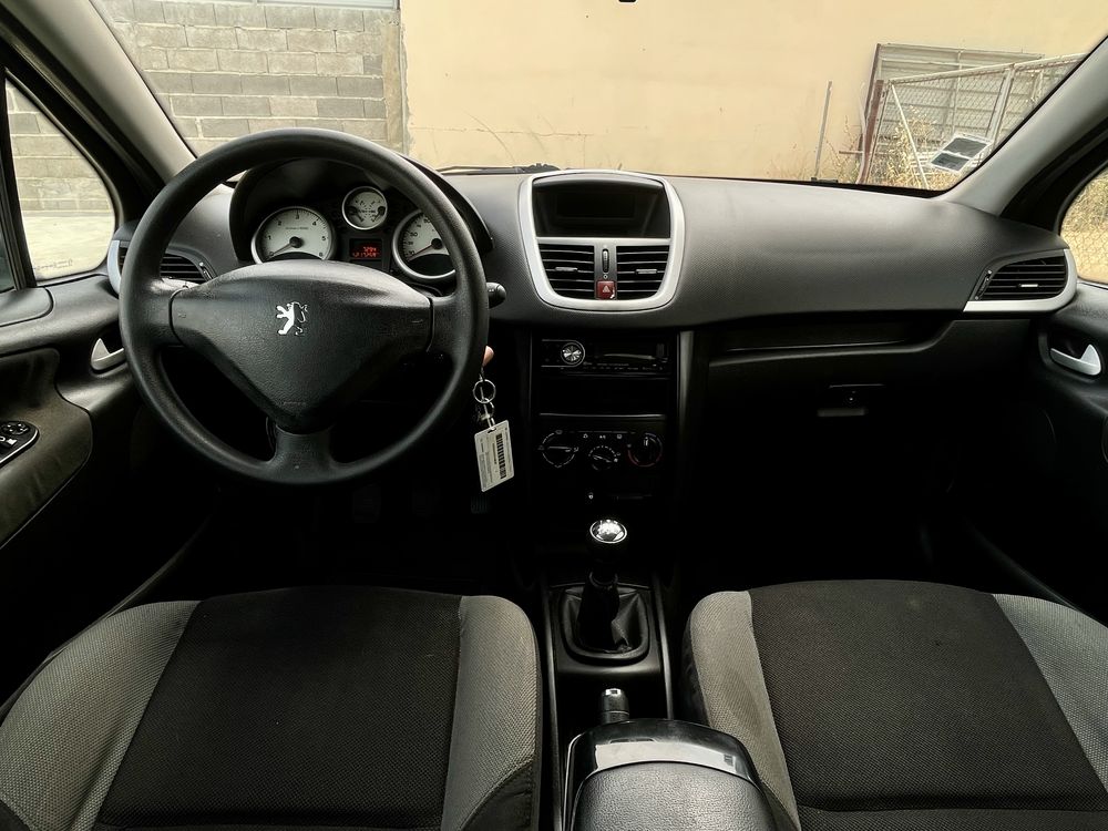 Peugeot 207 1.4 HDi