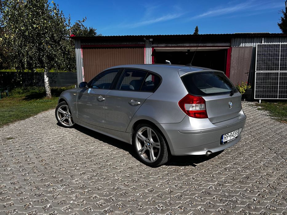 BMW serii 1 E87 118i 2005.r