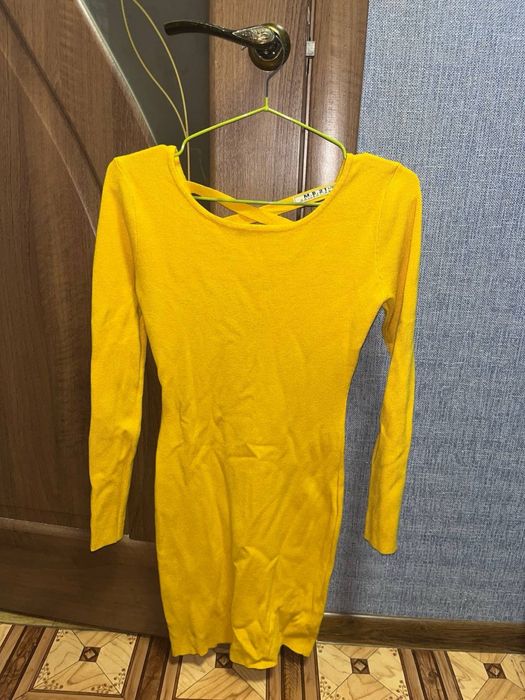 Жовта сукня рубчик б/в