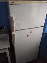 Подарую холодильник