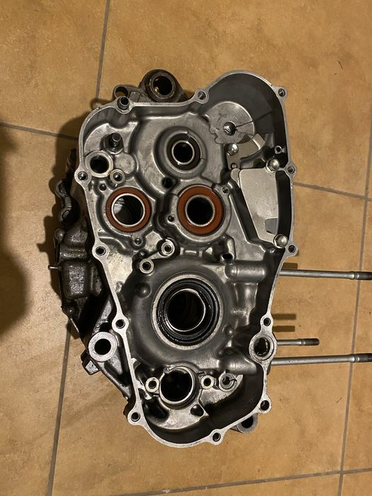 Kartery honda crf250 rok 04-09