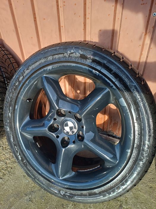 Felgi 17 z oponami zimowymi  5x120 BMW