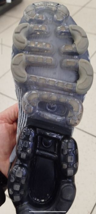 Красотки Nike Air Vaporrmax