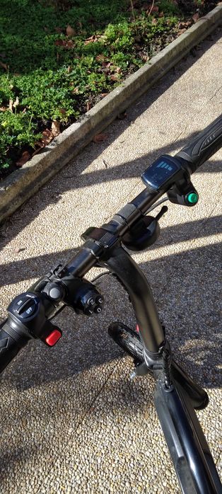 Bicicleta eléctrica  ..aceito trocas