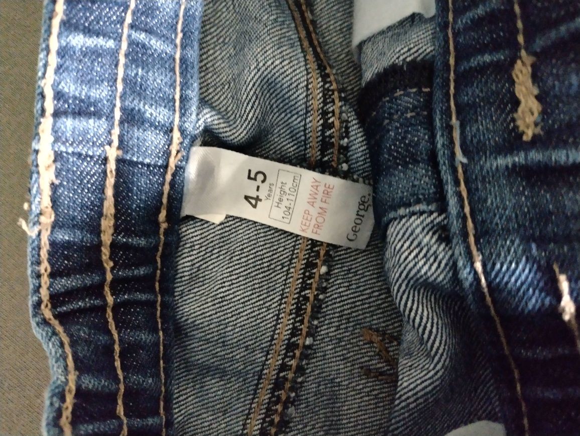 Spodenki jeansowe 4 latka