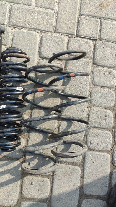 Стойка, пружина Рено Меган 2, Сценік 2