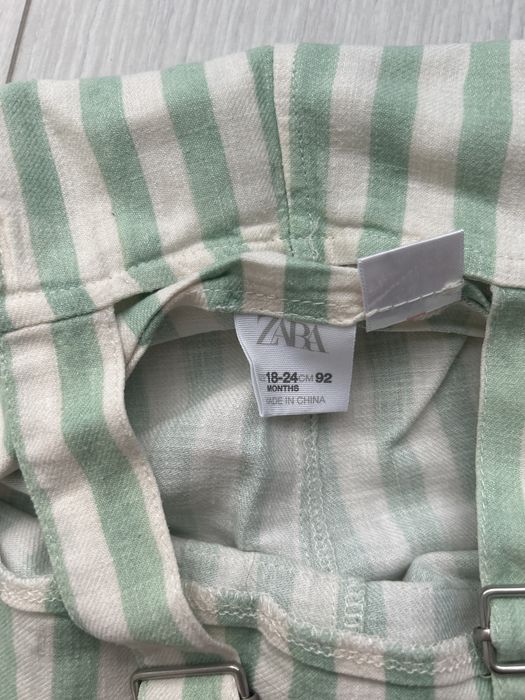 Jardineira às riscas Zara 18-24 meses
