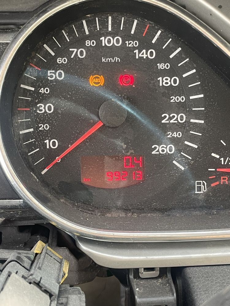 Sprzedam na części Audi Q7 99 213 km