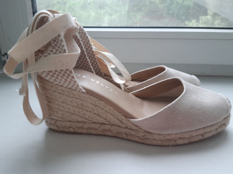 Нові еспадрилі молочного кольору  розмір 37