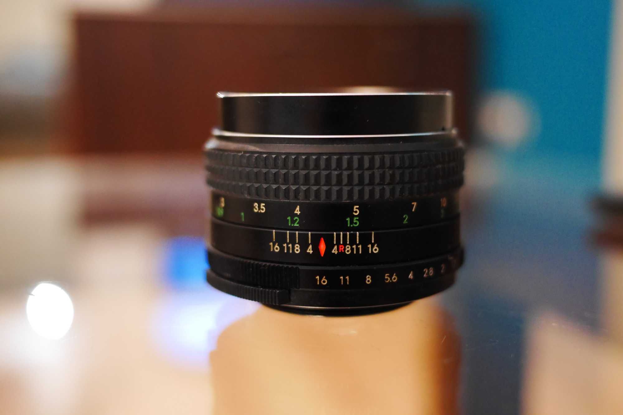 Auto Chinon 55mm f/1,7 Made in Japan. GRATIS Zenit!