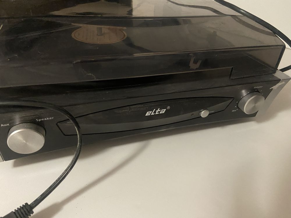 Elta gramofon sprawny bez igly