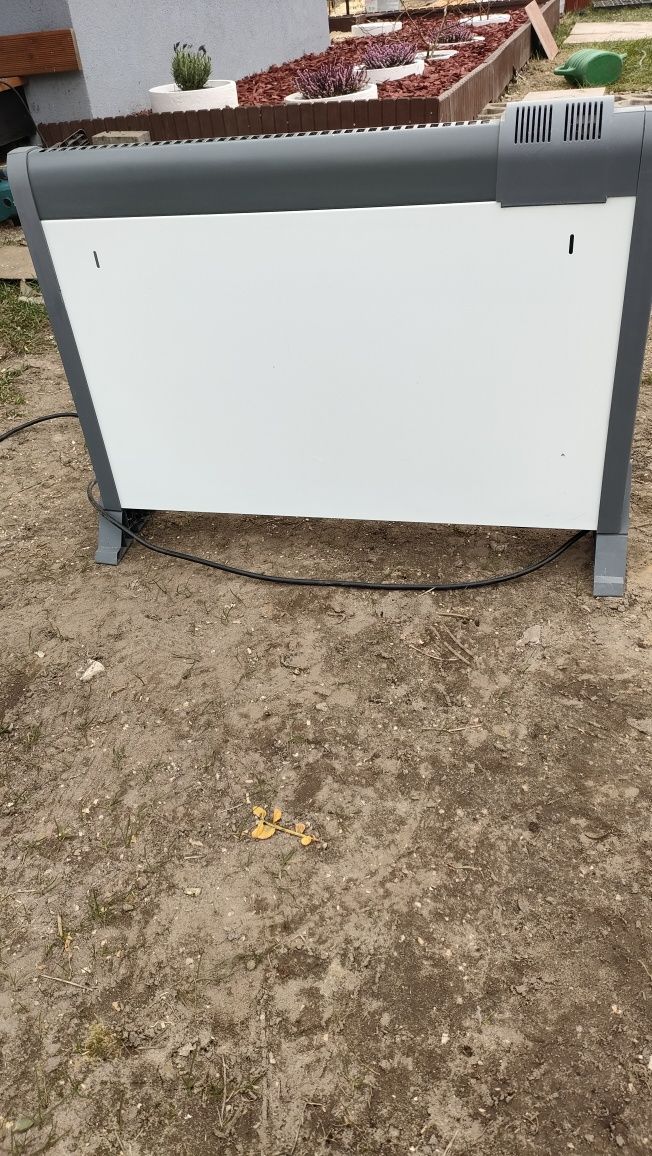 Spadam grzejnik stan jak nowy