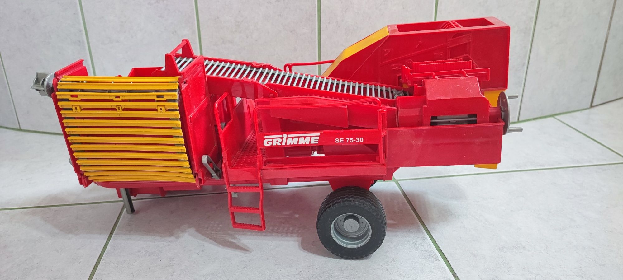 Bruder Kombajn do ziemniaków Grimme