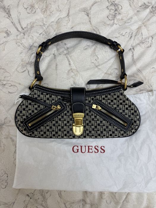 Сумка guess чорна багет