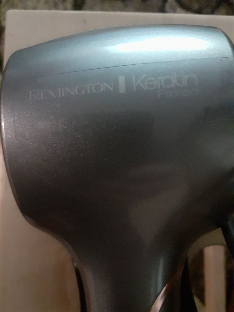 Машинка для завивки волос Remington  Keratin Protekt.