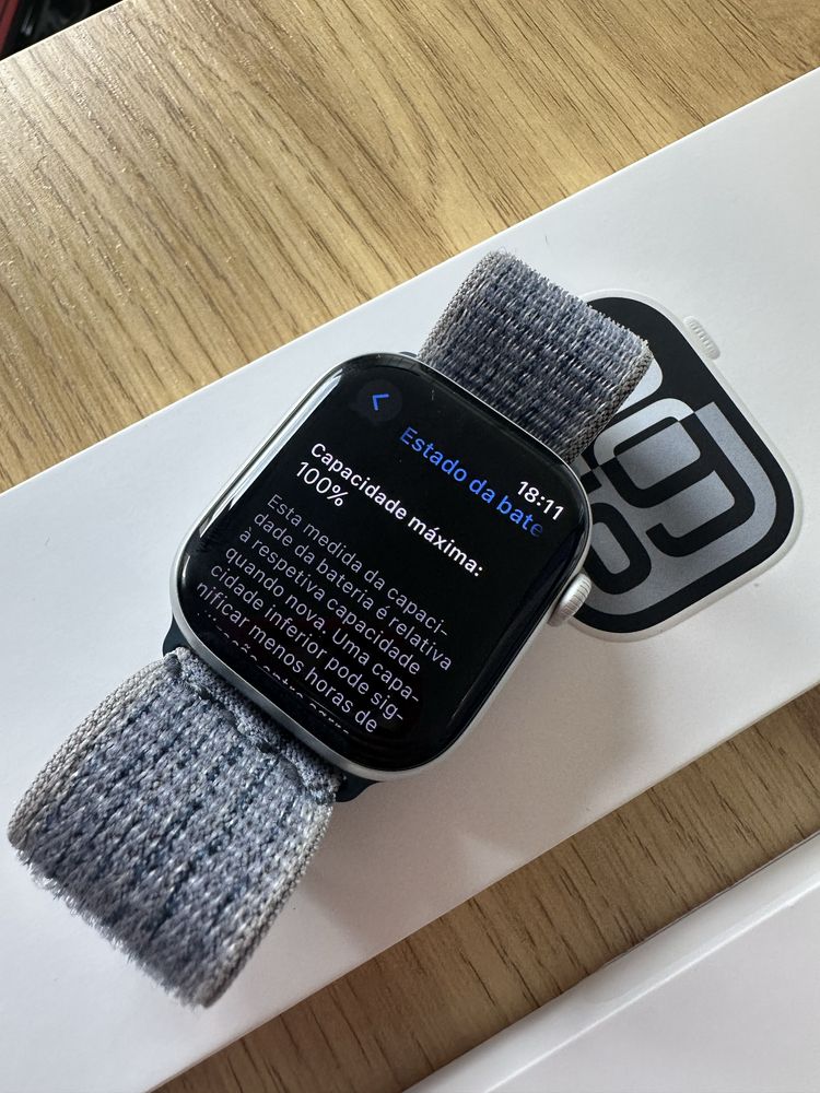 Apple Watch Series 10 46mm Nike