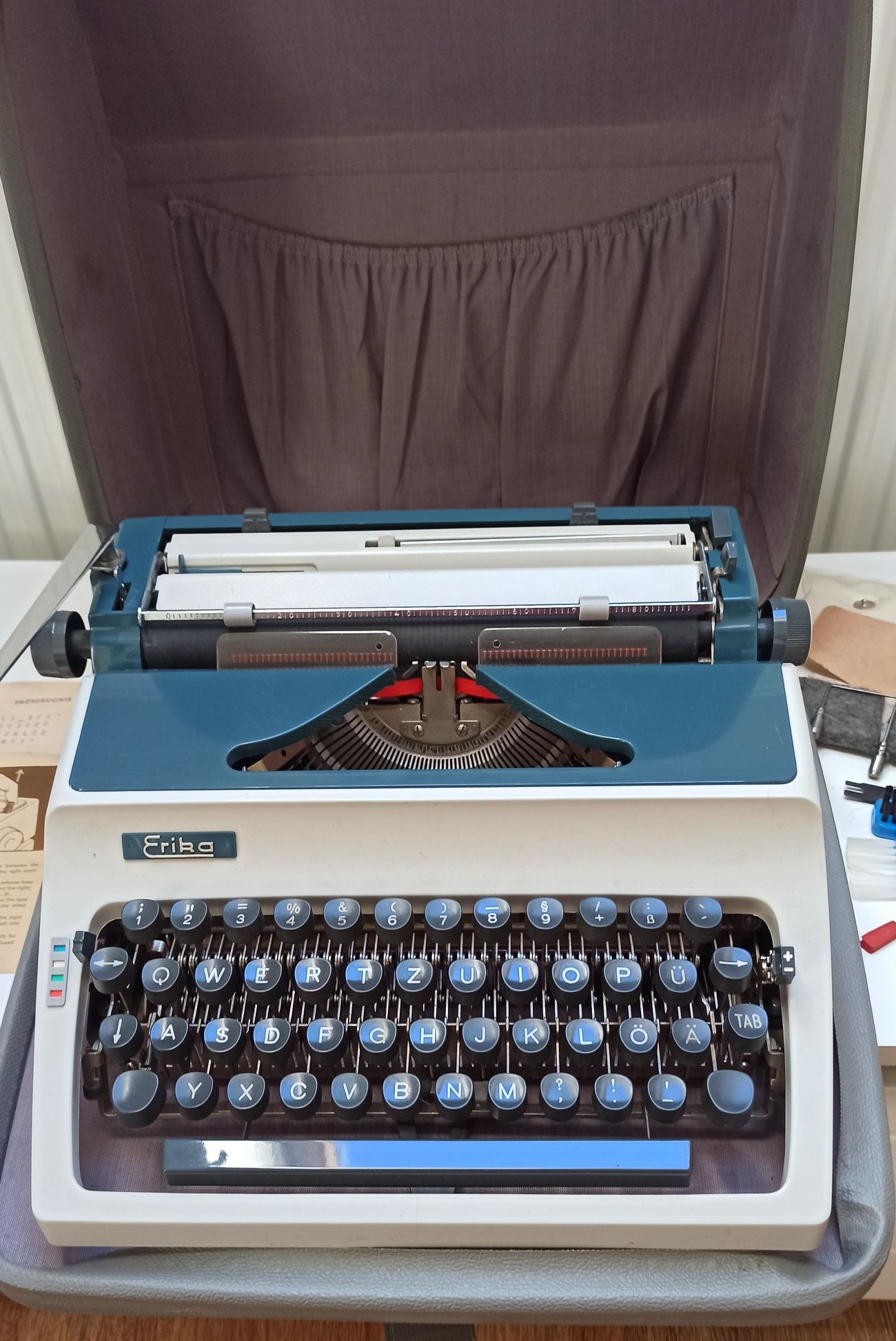 Maszyna do pisania Eryka Vintage DDR
