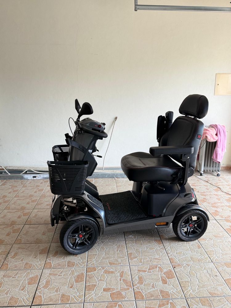 Scooter Stannah Master