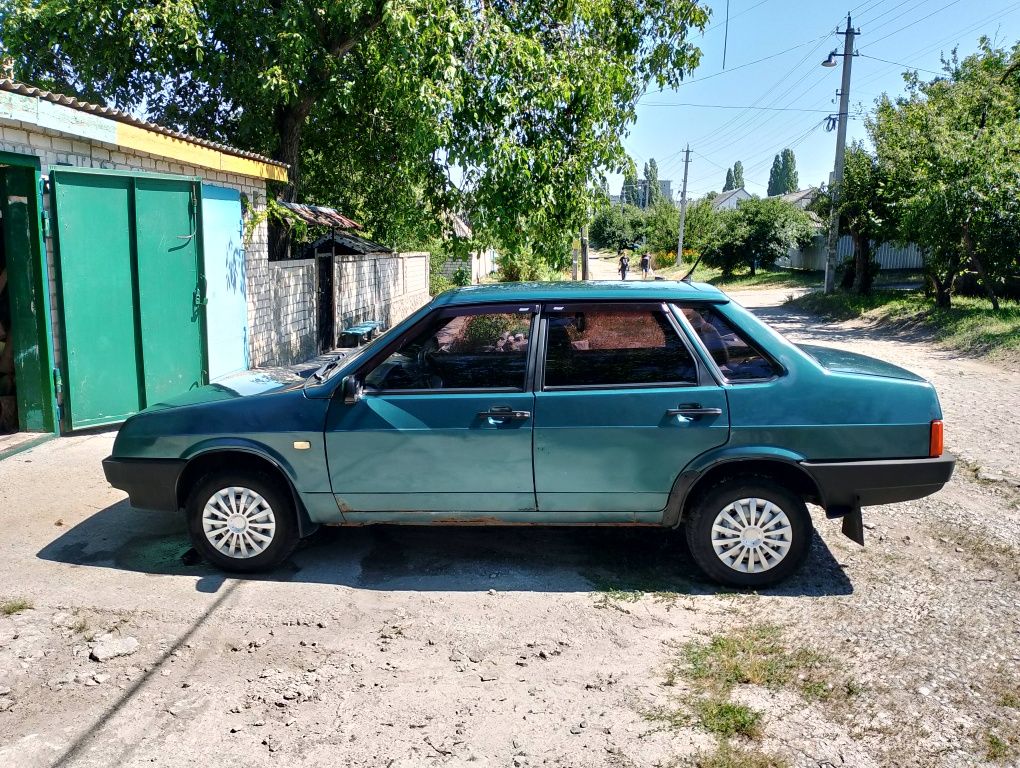 Продам ВАЗ-21099