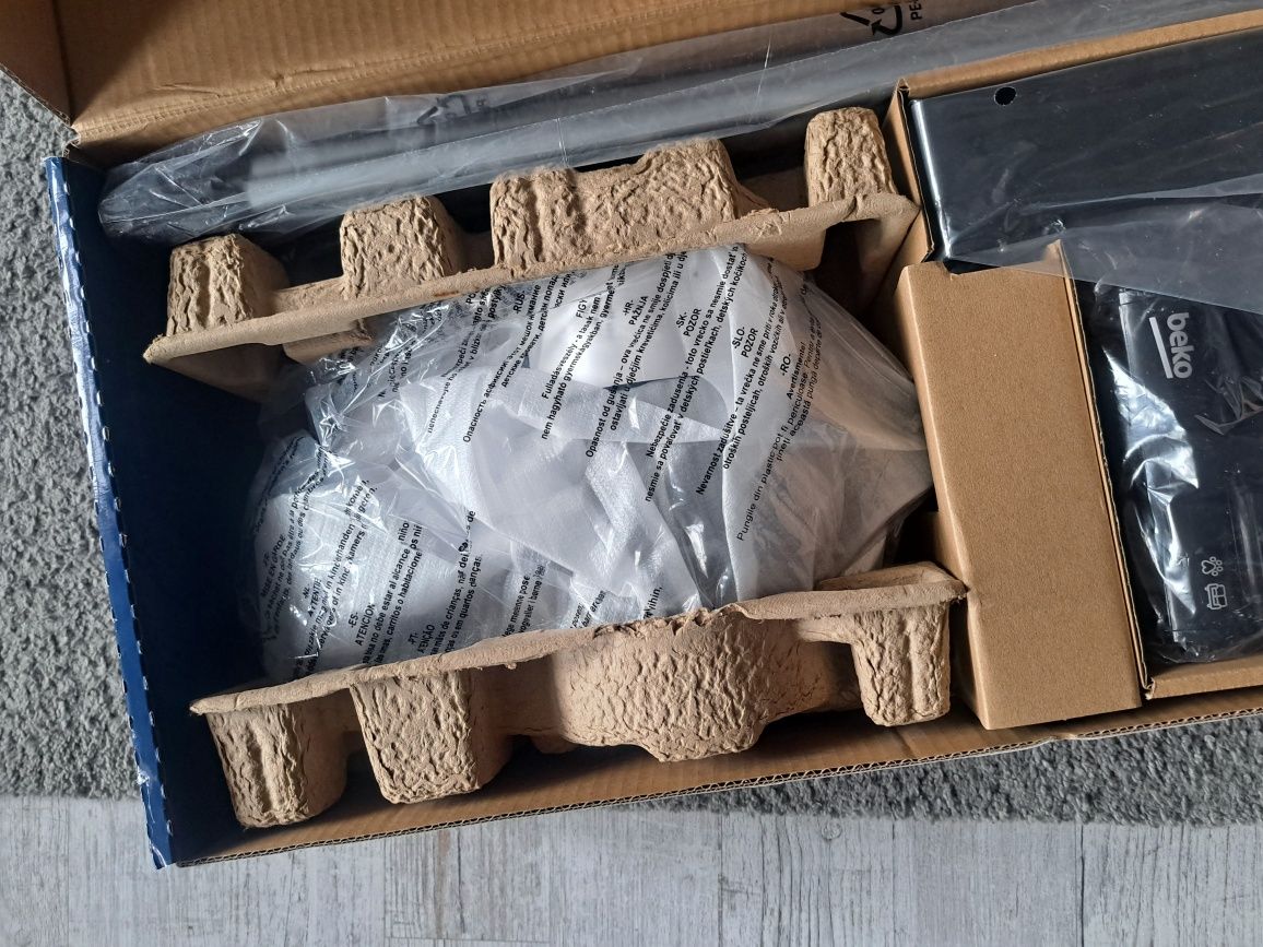 Odkurzacz pionowy bezprzewodowy Beko VRT 94928 VW