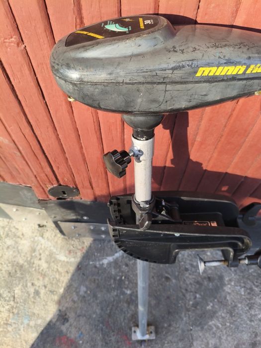 Sztyca do przetwornika echosondy.