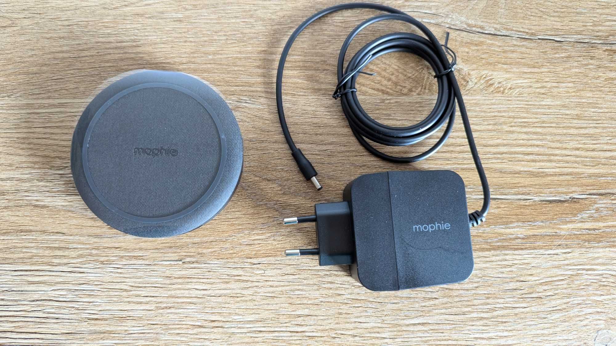 HUB ładujący - Mophie Universal Wireless Charging Hub