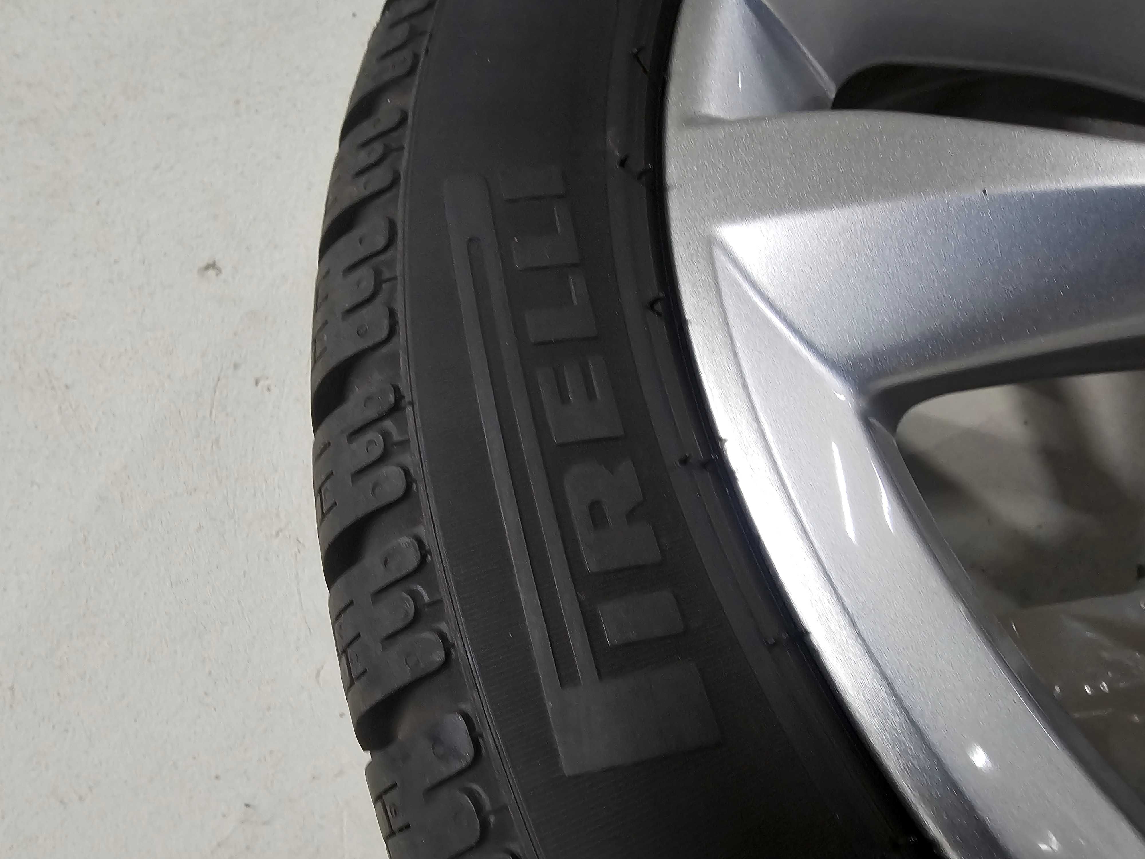 Komplet - nowe opony zimowe premium Pirelli