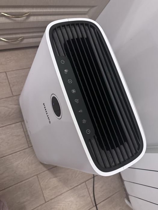 Очисник та зволожувач повітря 2-в-1 Philips