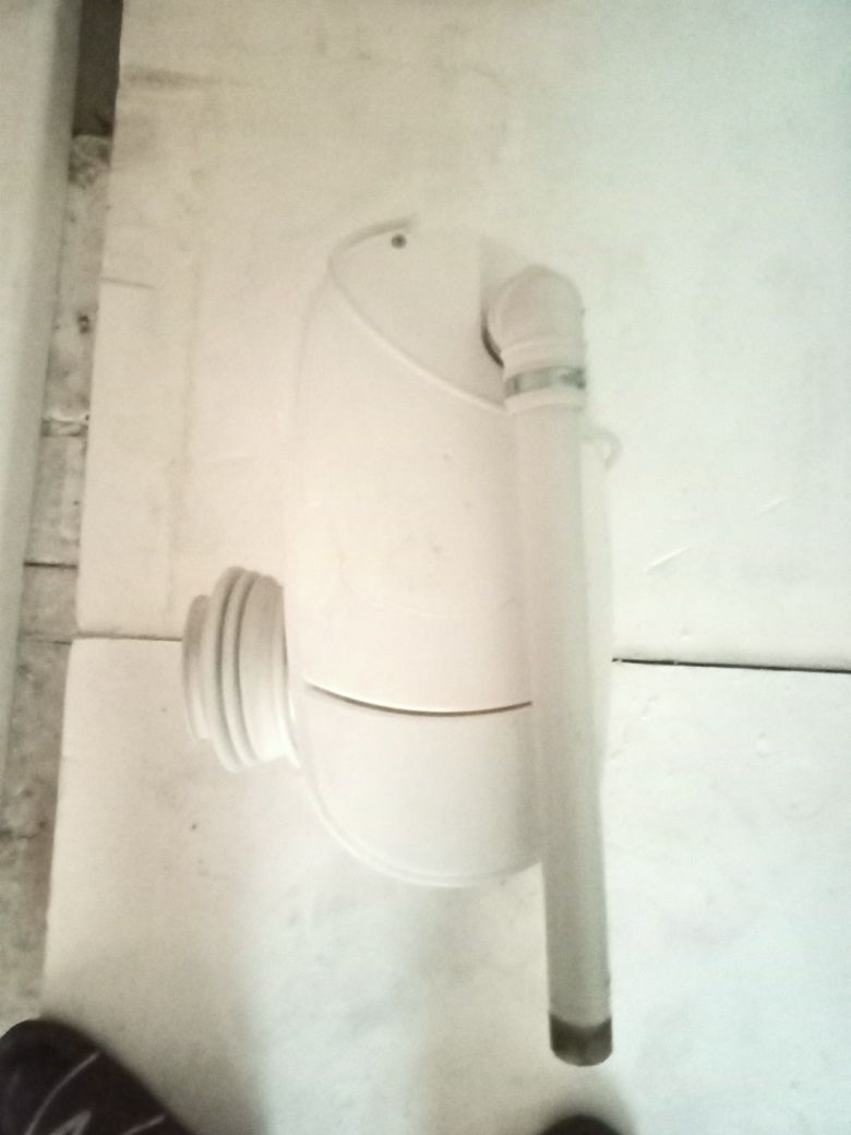 Pompa do WC firmy Sanigena