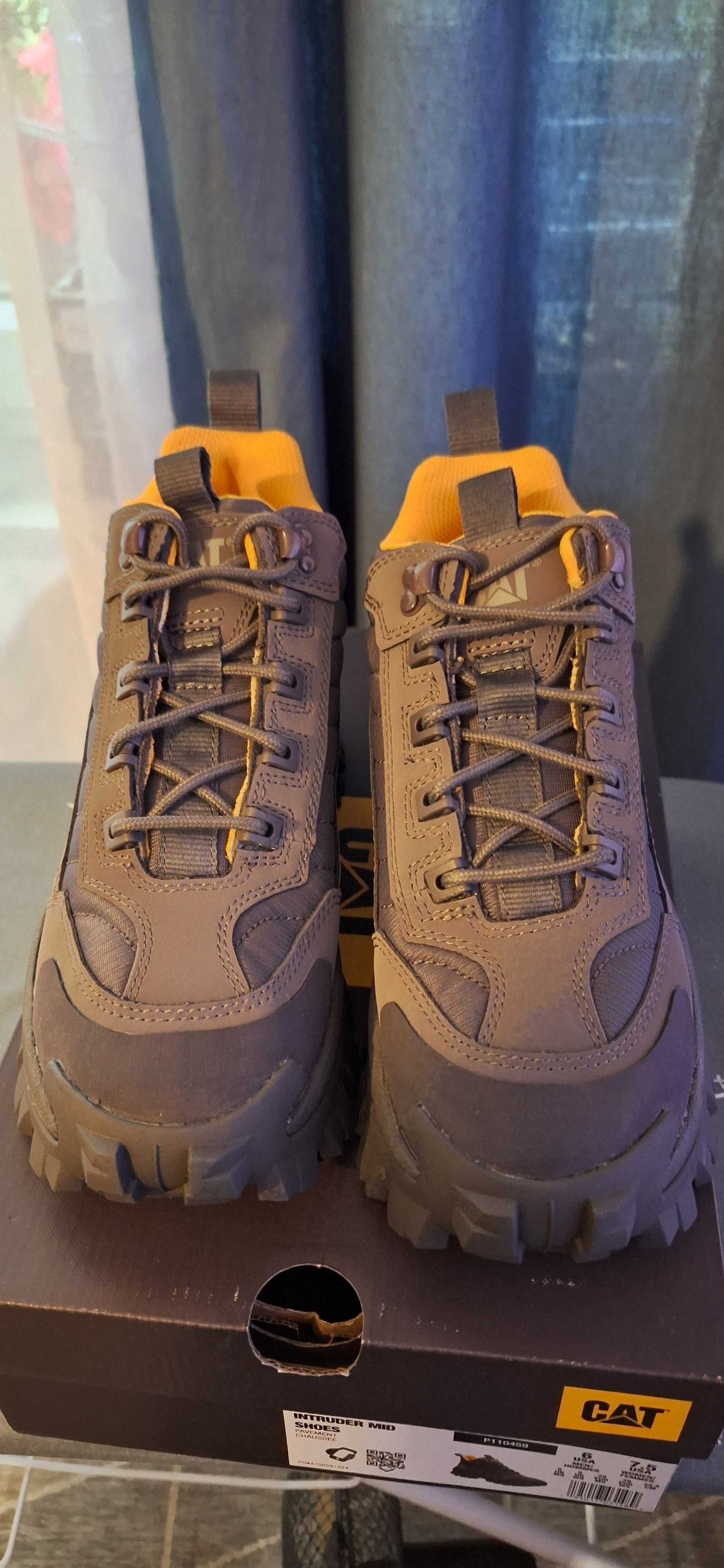 Damskie buty trekkingowe