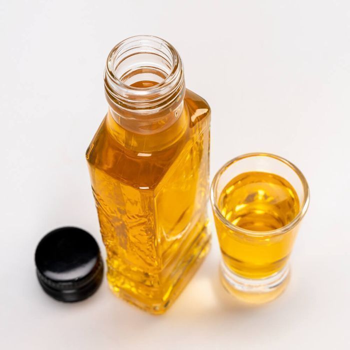 5x butelka MOSKWA 100 ml na whisky nalewki sok z zakrętką