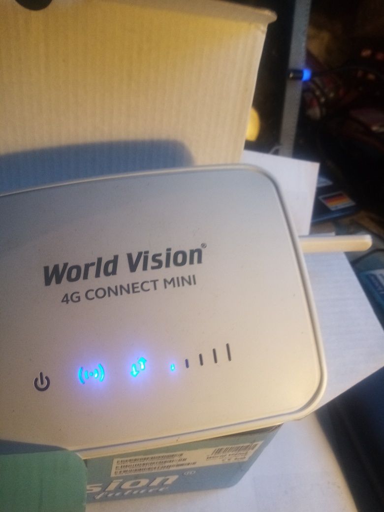 Продам два 4G вайфай роутери