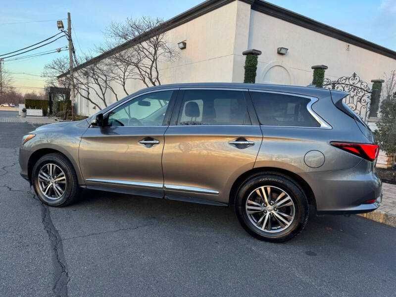 2018 Infiniti QX60 Base