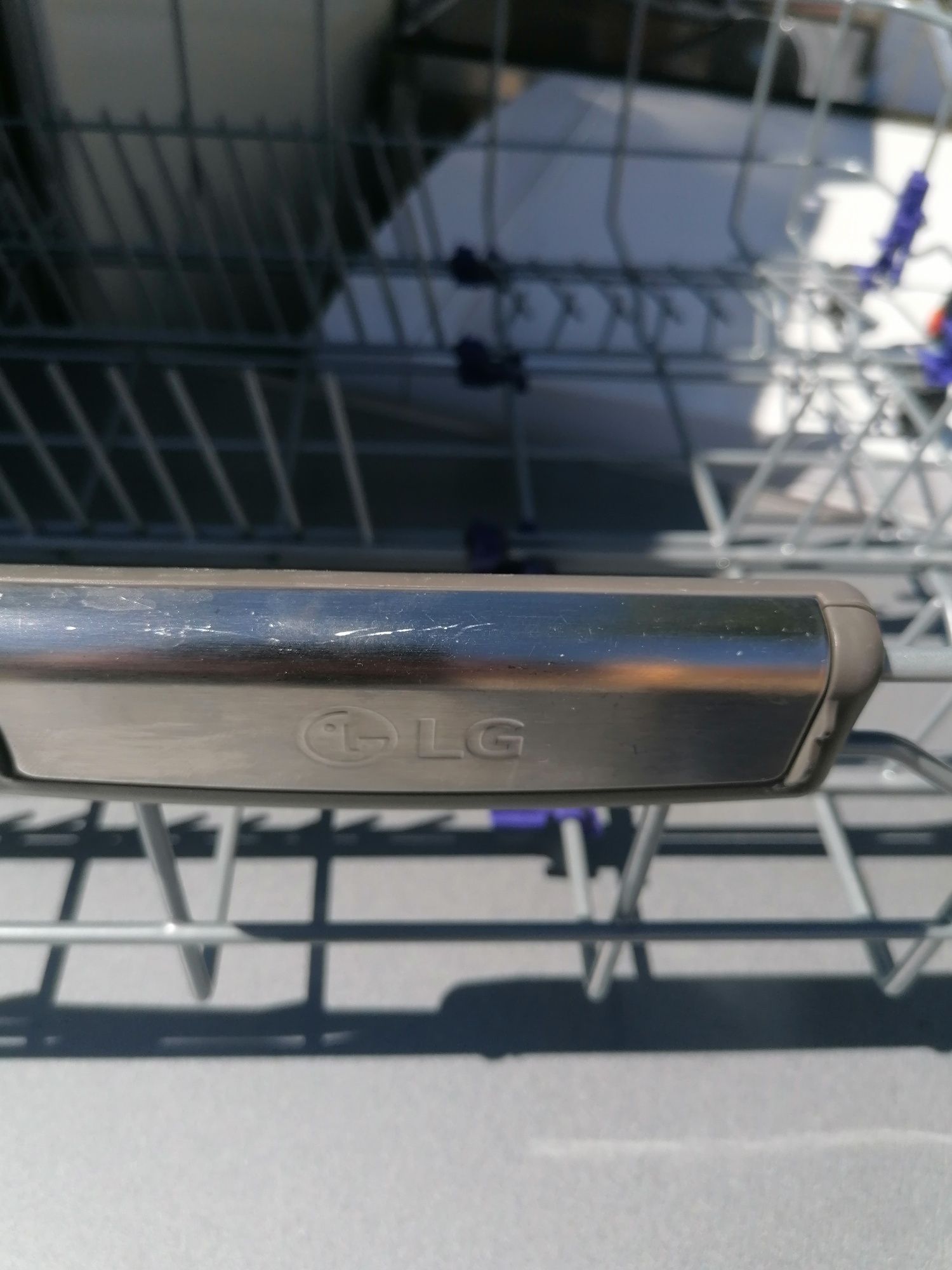 Cesto inferior de máquina de lavar louça LG