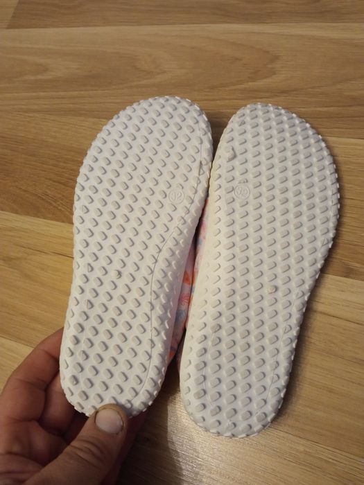 NOWE Buty dziecięce do wody rozmiar 32