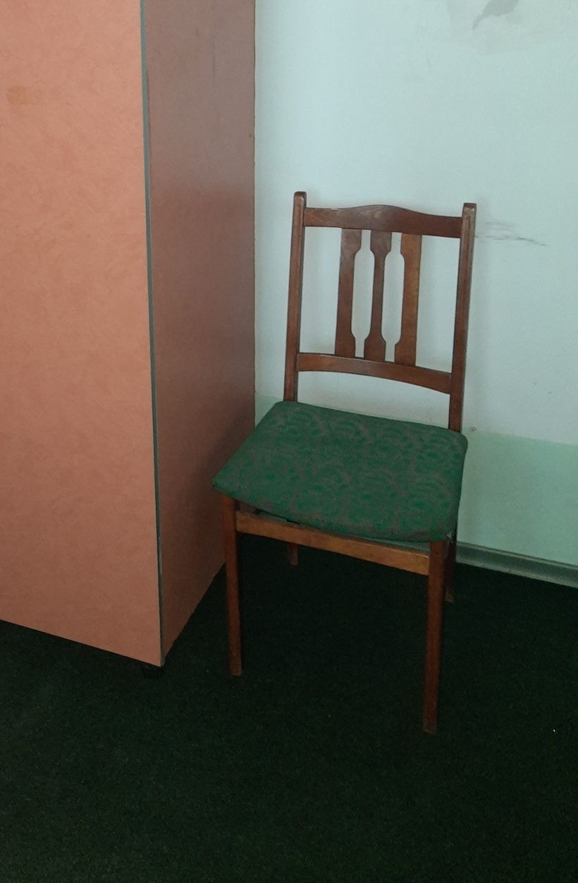 Деревянные стулья б/у Сумы со спинками
