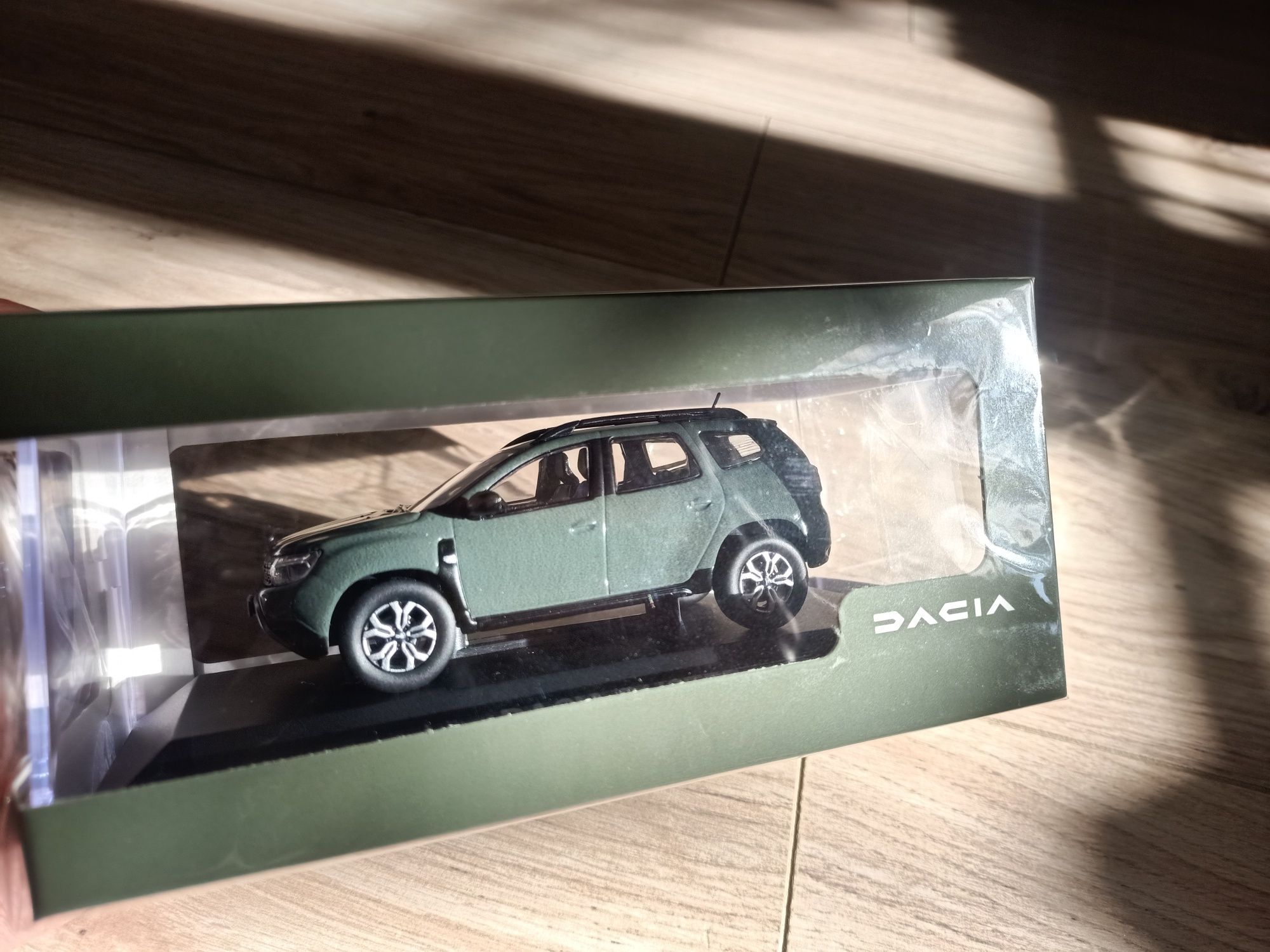 Dacia Duster 2022 fl w skali 1/43 - model kolekcjonerski