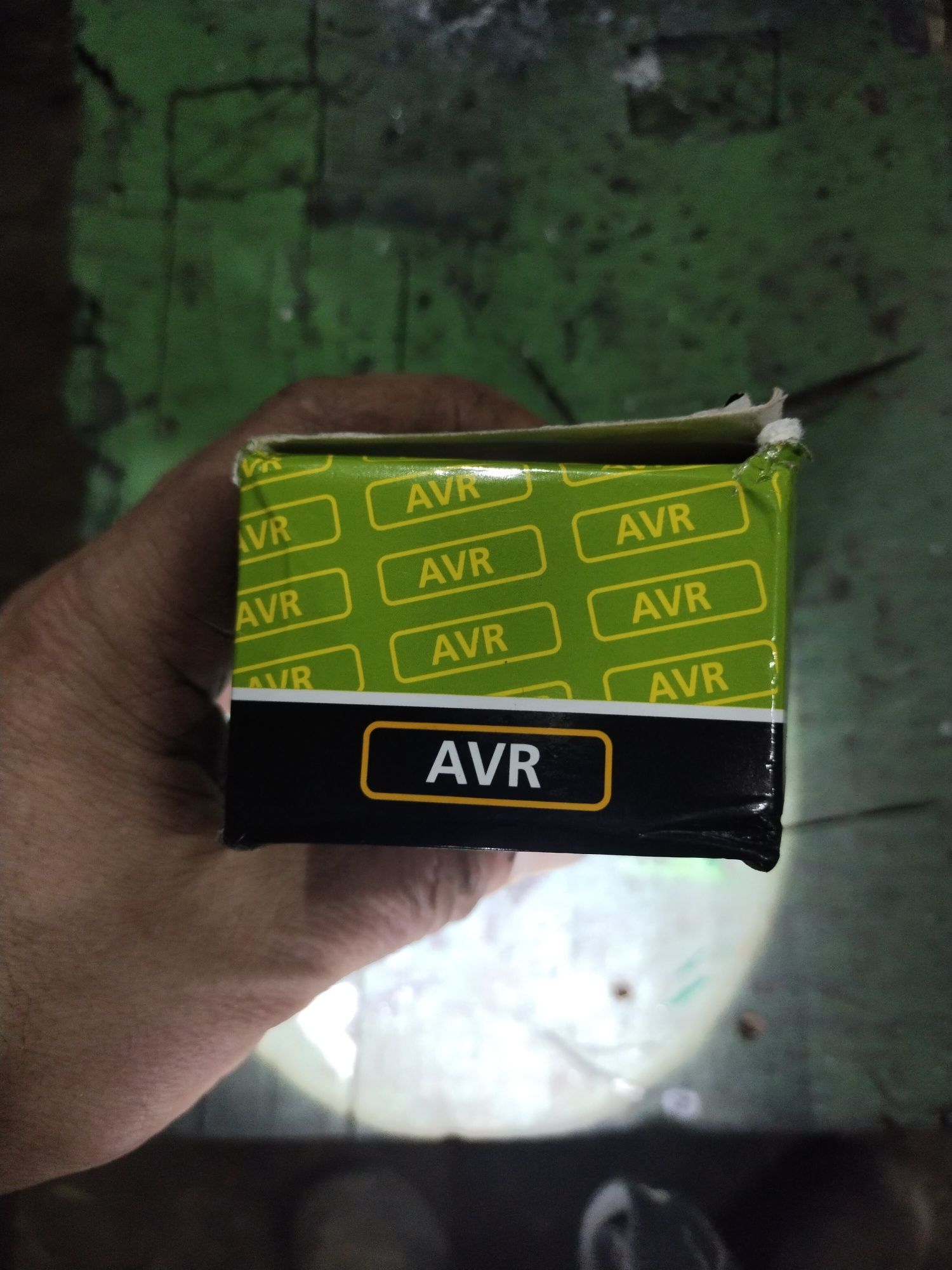 Продаю AРк 6/ 8кw від 450-680mf до 3-фазних генераторів