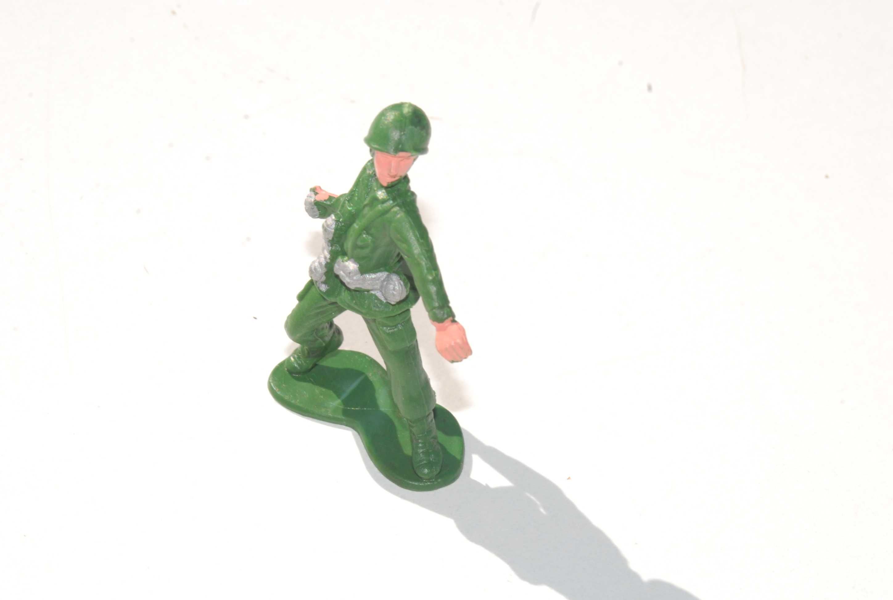 Stara figurka żołnierzyk żołnierz armia makieta unikat kolekcjonerski