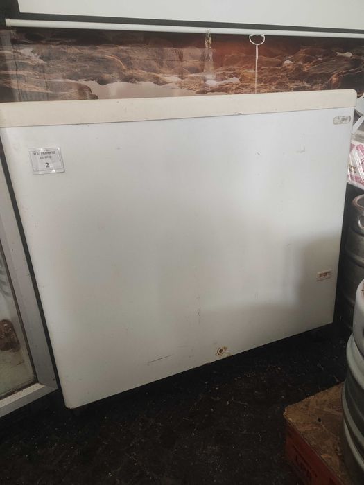 Vendo várias arcas de refrigeração