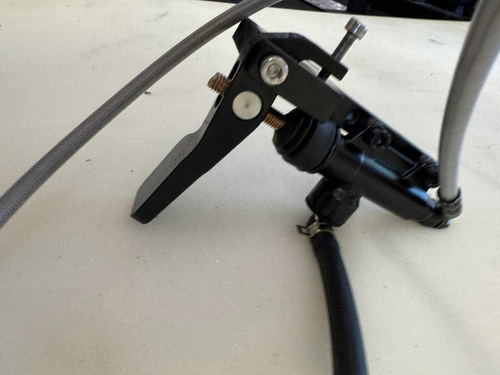 Hamulec na kciuk Thumb Brake motocyklowy, pit bike