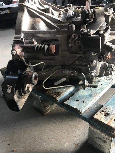 Caixa de Velocidades Toyota Avensis 1.6 D