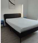 Cama de casal nova + colchão. Faço entrega