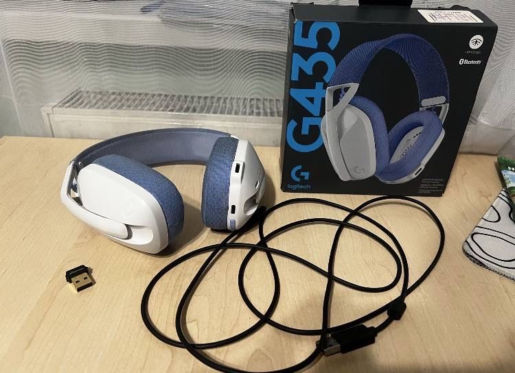 Продам навушники logitech g435