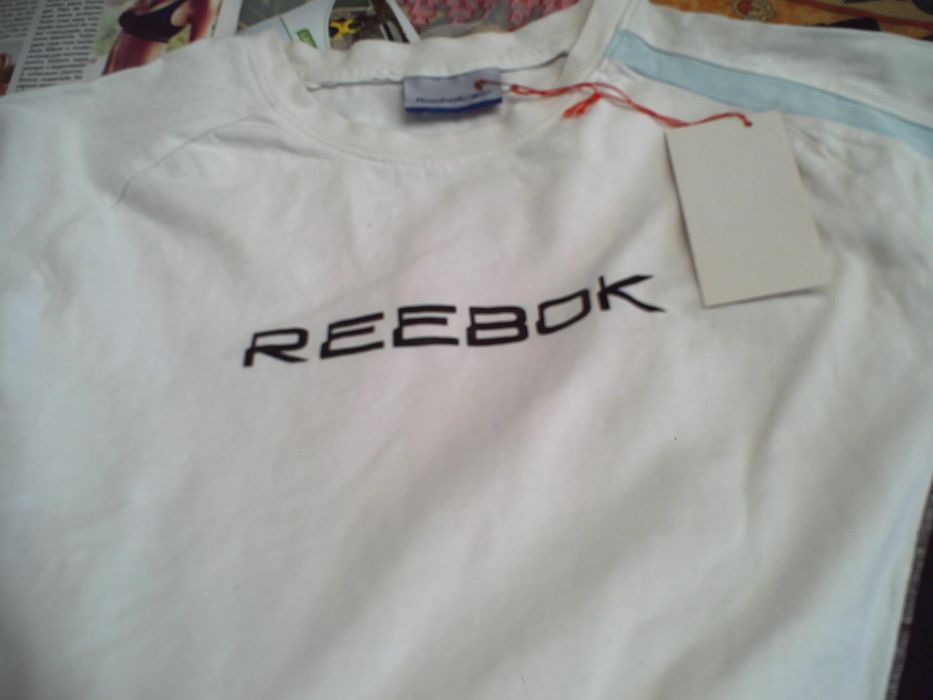Tee shirt Reebok original tamanho M nova