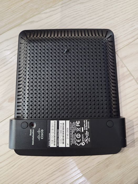 Wi-Fi роутер Cisco E1200