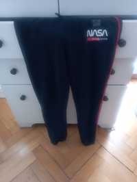 Spodnie dresowe NASA 152 cm