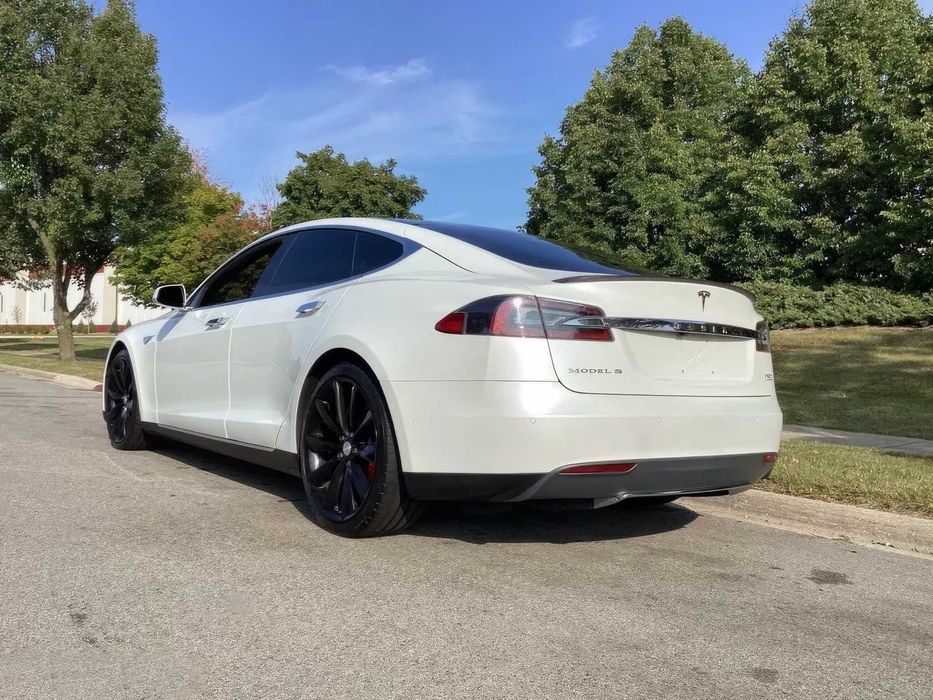 Tesla Model S 100 D Performance      2019