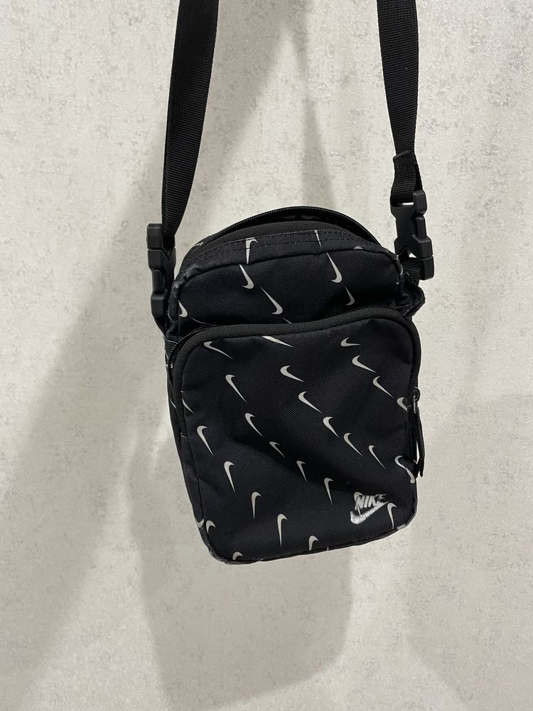 Сумка Nike , мужская сумка, найк , оригинал
