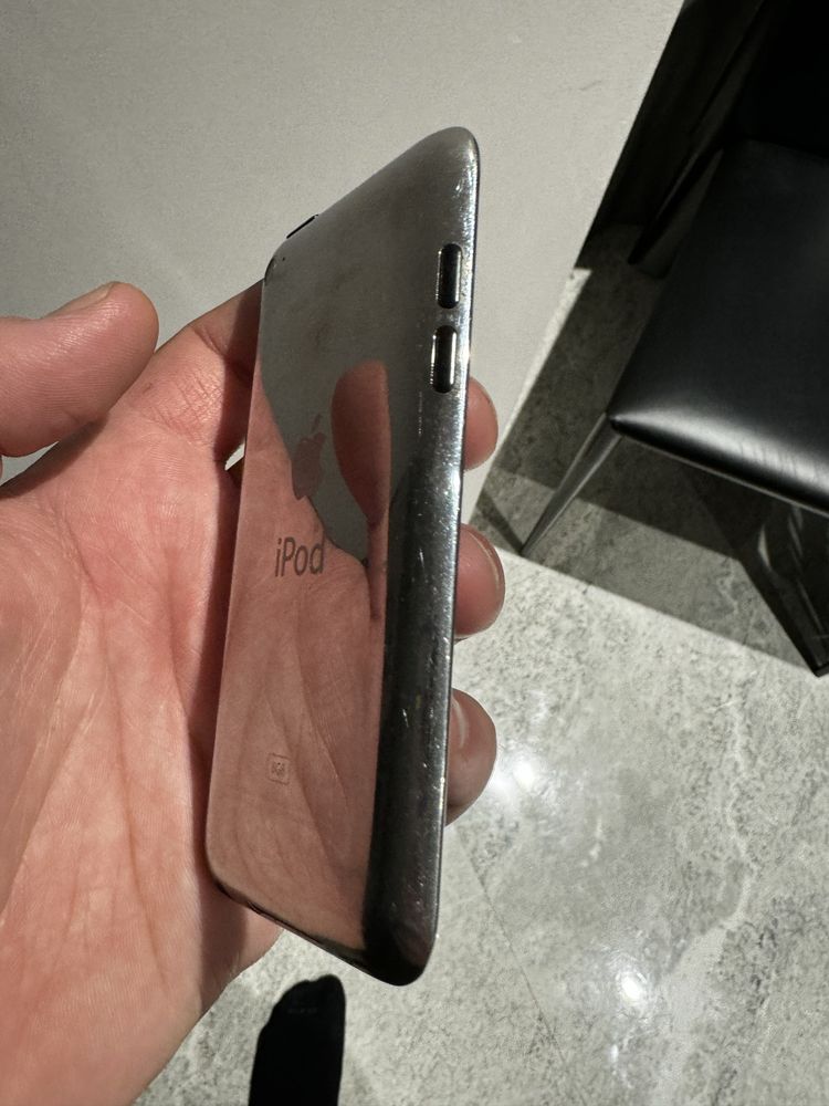 ipod touch 4 8 gb